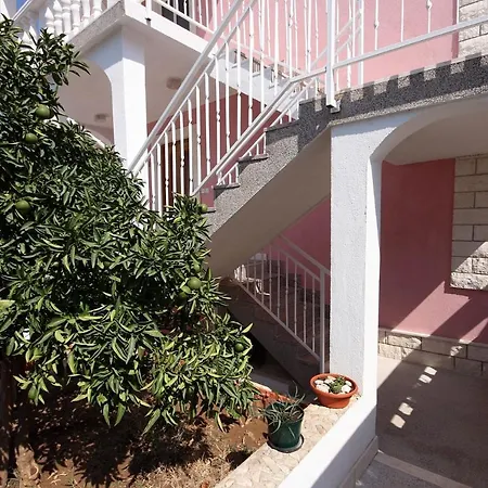 Mastrinka 4648c Διαμέρισμα Τρογκίρ