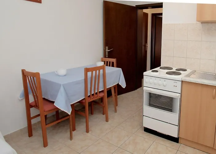 Mastrinka 4648c * Trogir