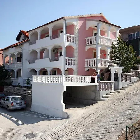 Apartment Mastrinka 4648c